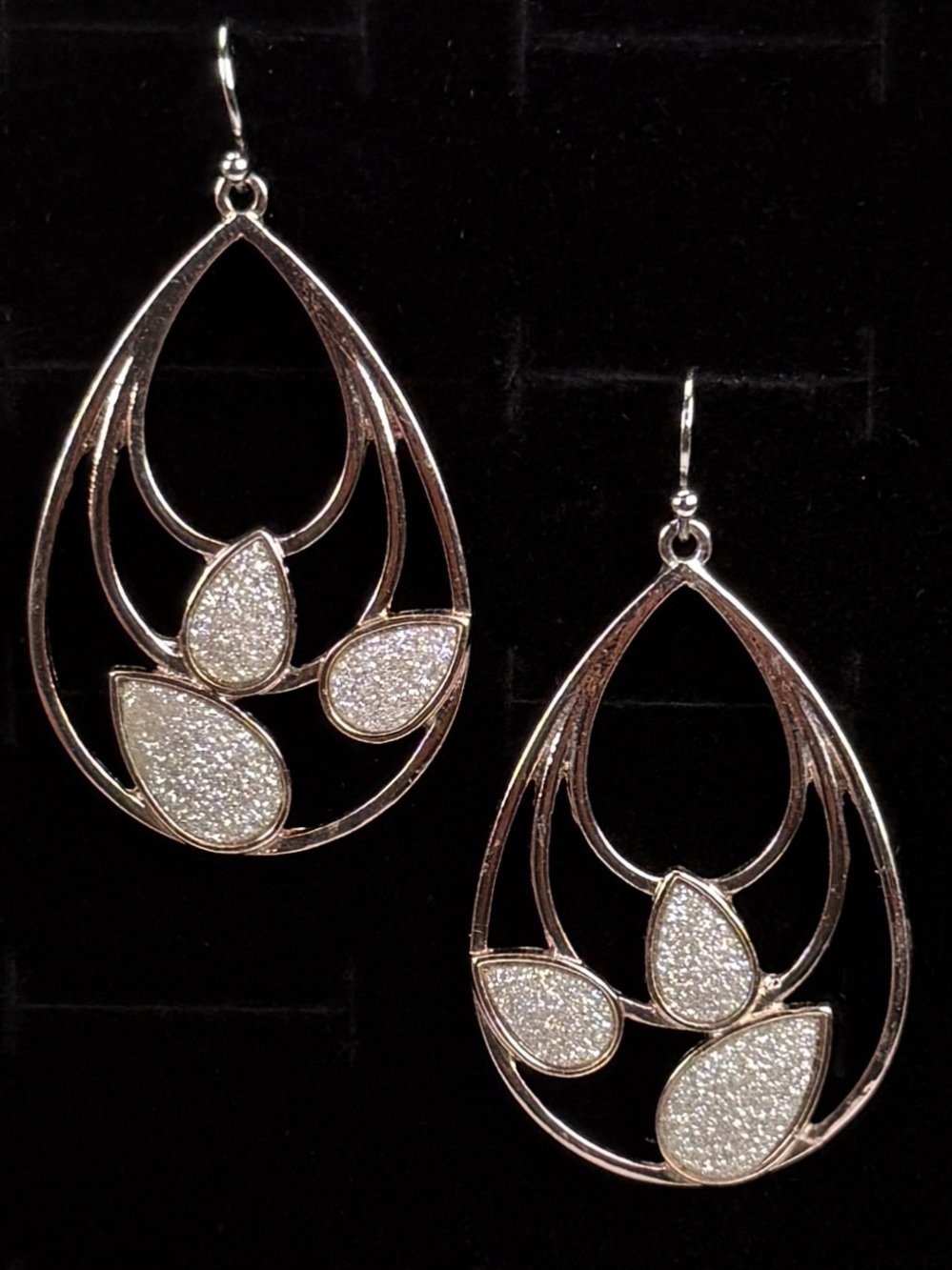 Vintage aged Silvertone frosted costume pierced dangle earrings